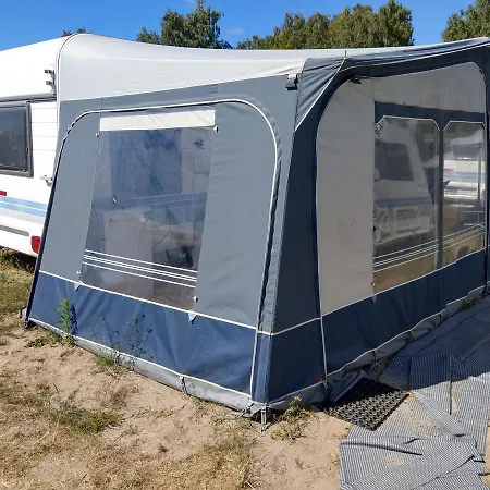 Campsite Przyczepa Kempingowa *